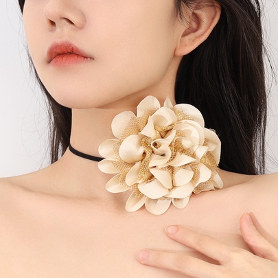 Elegant Flower Alloy Plating Women's Necklace