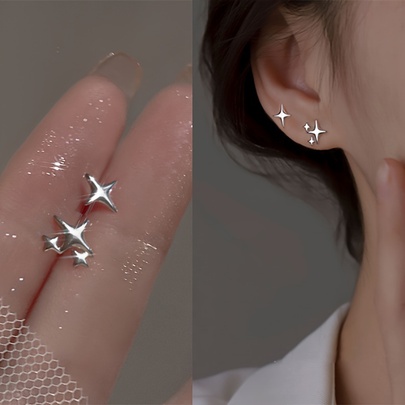 1 Piece Cute Shiny Star Asymmetrical Plating Alloy Silver Plated Ear Studs