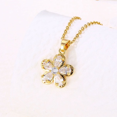 Stainless Steel 18K Gold Plated Elegant Plating Hollow Out Inlay Flower Zircon Pendant Necklace