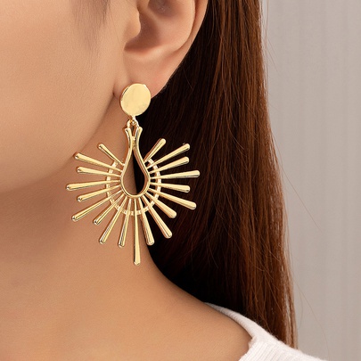1 Pair Elegant Retro Water Droplets Plating Hollow Out Alloy Drop Earrings