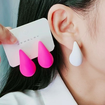 1 Pair Sweet Simple Style Water Droplets Solid Color Spray Paint Arylic Ear Studs