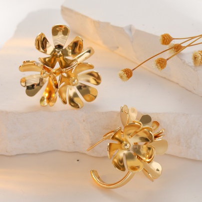 1 Pair Elegant Cute Sweet Flower Iron 14K Gold Plated Ear Studs