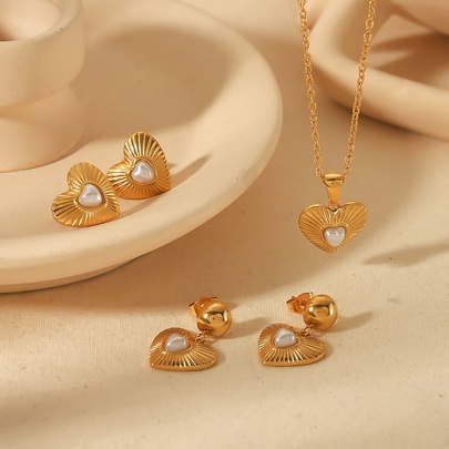 304 Stainless Steel 18K Gold Plated Elegant Cute Heart Shape Polishing Plating Inlay Pearl Jewelry Set
