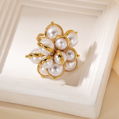 Elegant Lady Classic Style Flower 304 Stainless Steel Gold Plated Artificial Pearls Rings In Bulk
