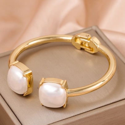 Basic Modern Style Classic Style Geometric Alloy Inlay Artificial Pearls Women's Bangle
