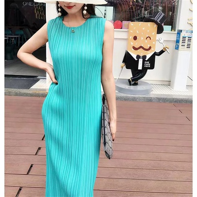 Women's Regular Dress Casual Simple Style Classic Style U Neck Round Neck Pleated Frill Ruched Sleeveless Simple Solid Color Midi Dress Daily Beach Date